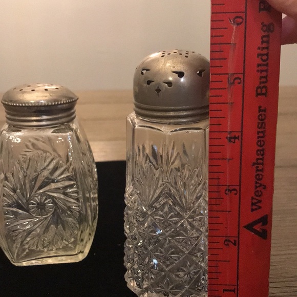 Antique vintage sugar shaker muffineer two shakers - Picture 16 of 16